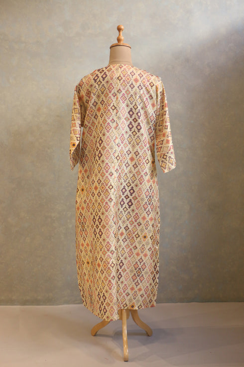 Lightly Embellished Neck Tunic